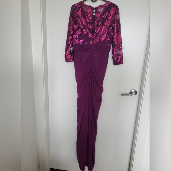 Adrianna Papell Sequin 3/4 sleeve Evening Gown, Size US6, Color Mulberry - Picture 5 of 7